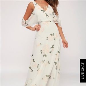 NWT Lulu’s floral print maxi dress sz. small